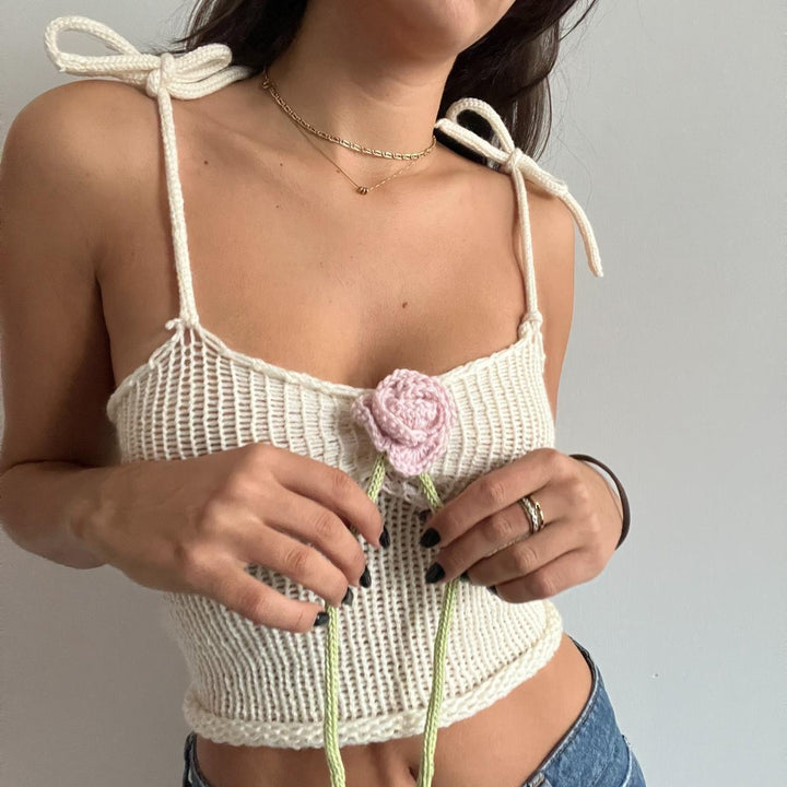 Dame hæklede Crop-Top med florale accenter Skovae