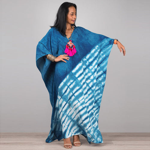 Dame kaftan med kunstnerisk tie-dye-design Stilla