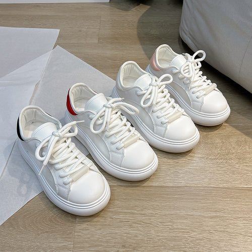 Dame Sporty Sneakers med åndbart mesh-overmateriale og polstret sål Stilla