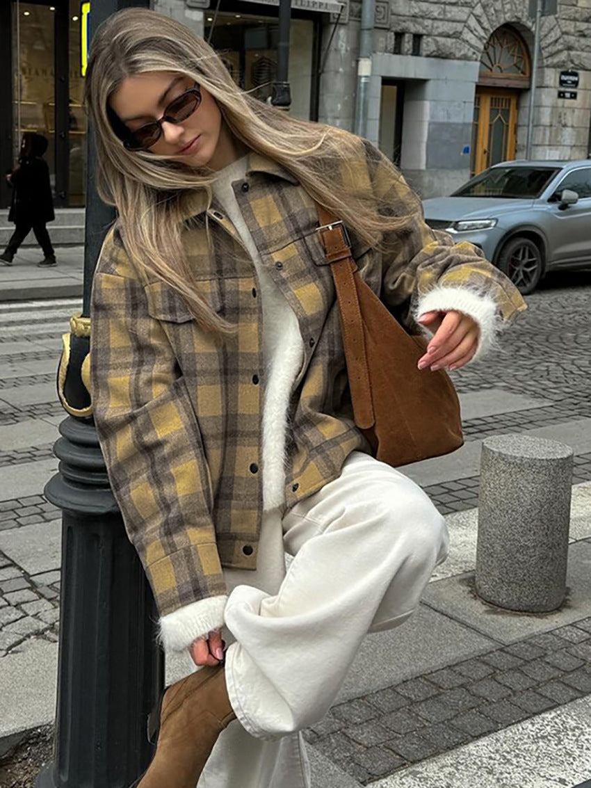 Dame checket Overshirtjakke med blødt foret indre og praktiske lommer Stilla