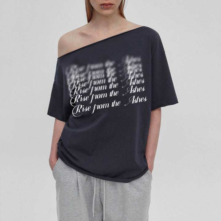Dame T-shirt med fashionable V-udskæring og glitrende strass kors Skovae