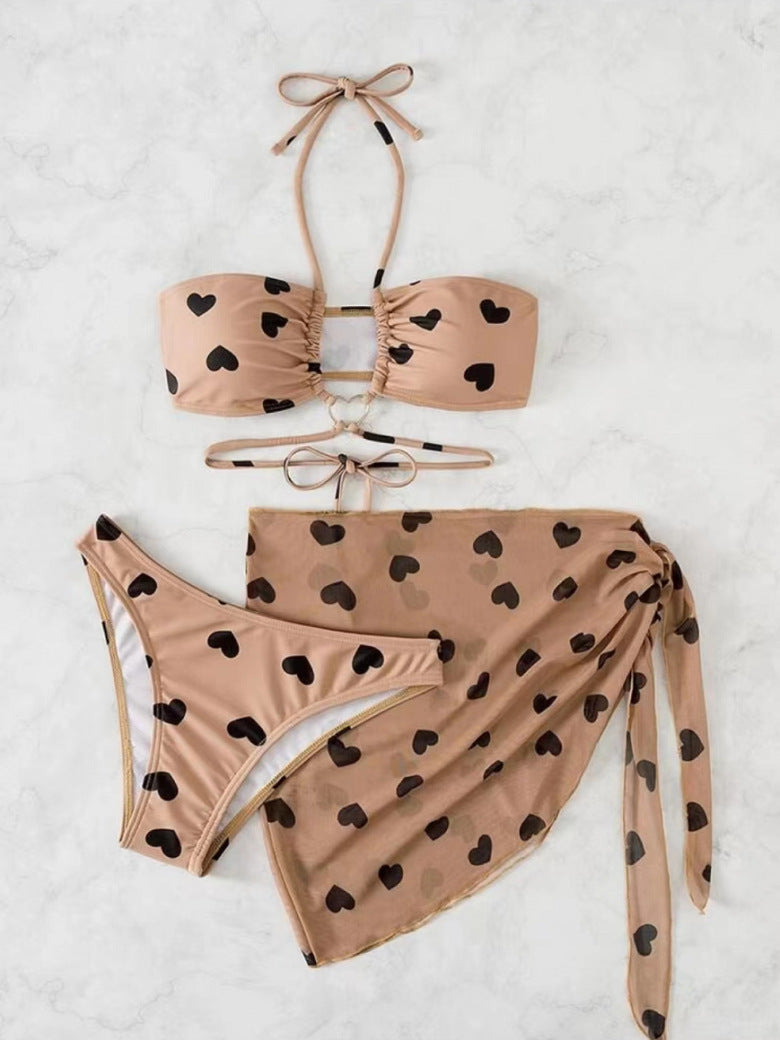 Dame bikini kombination med legende hjerte mønster og elegant omslaget nederdel Stilla