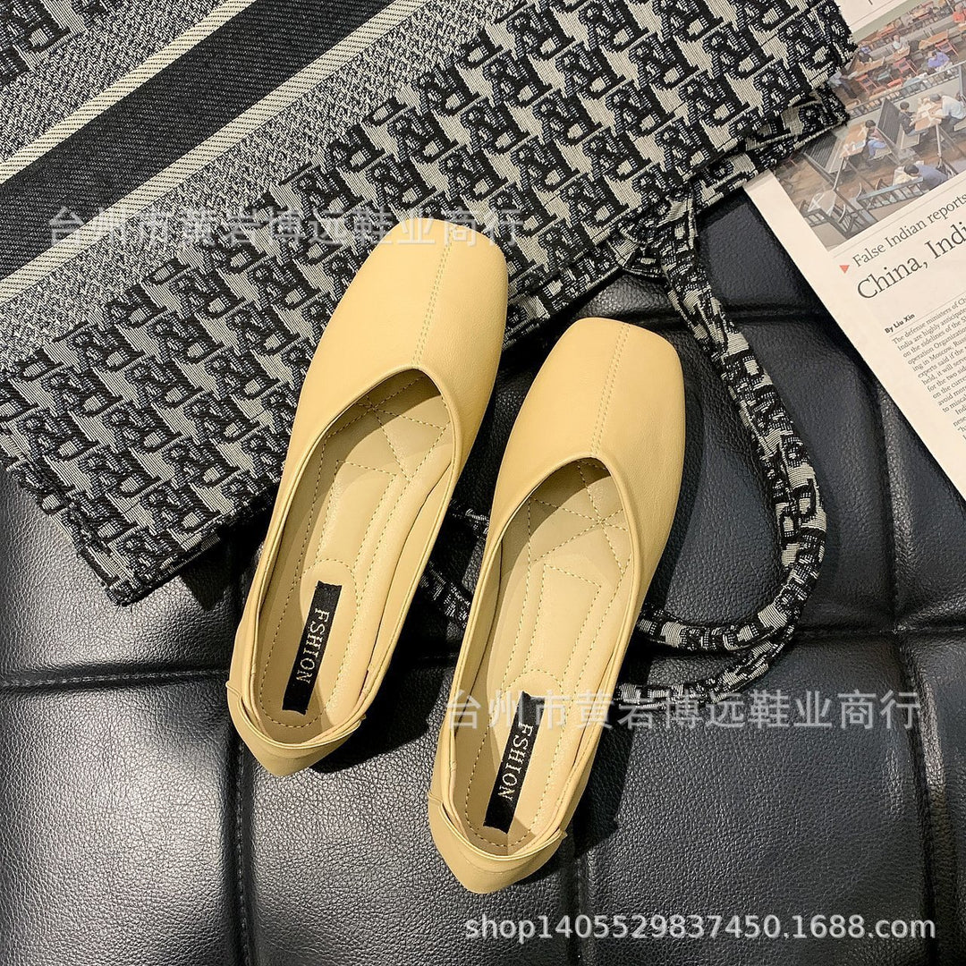 Dame Ballerinas med elegant snit og komfortabel polstring Stilla