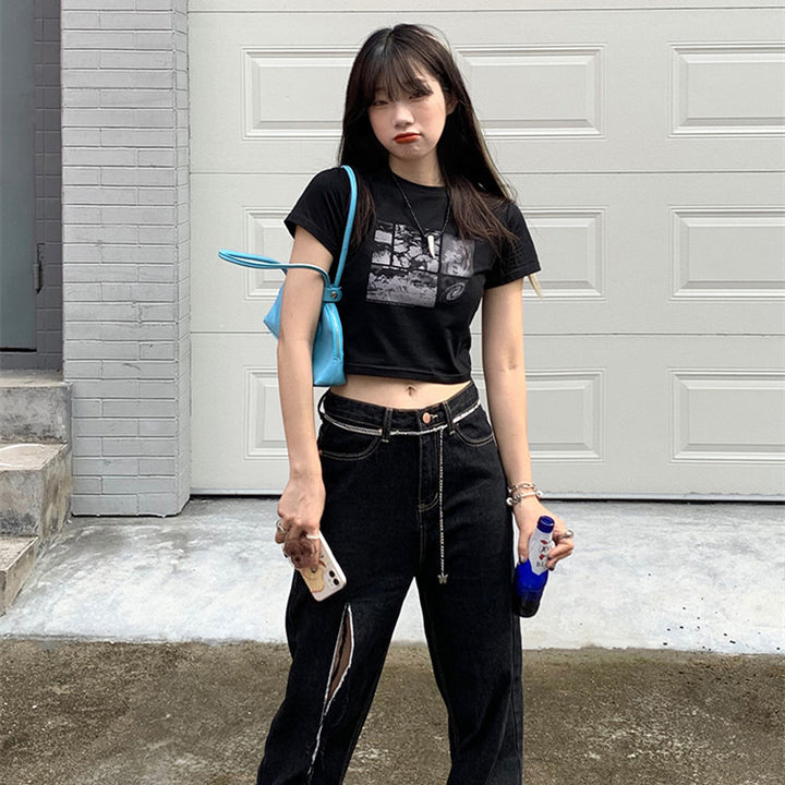Dame Cropped T-Shirt med kreativt grafisk design Skovae