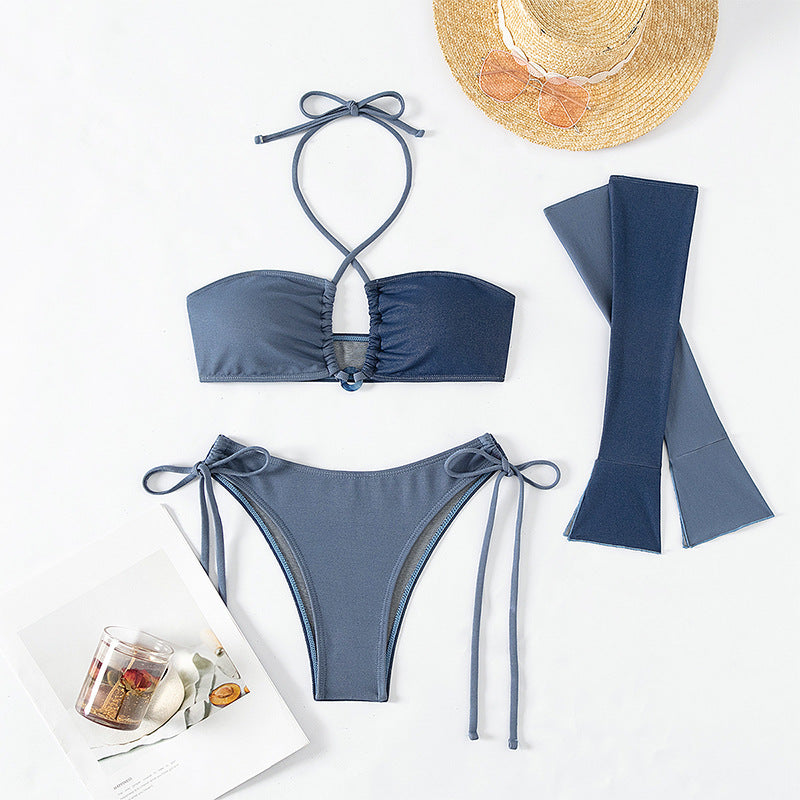Dame bikini-sæt med innovativt snit og elegante, lange ærmer Stilla