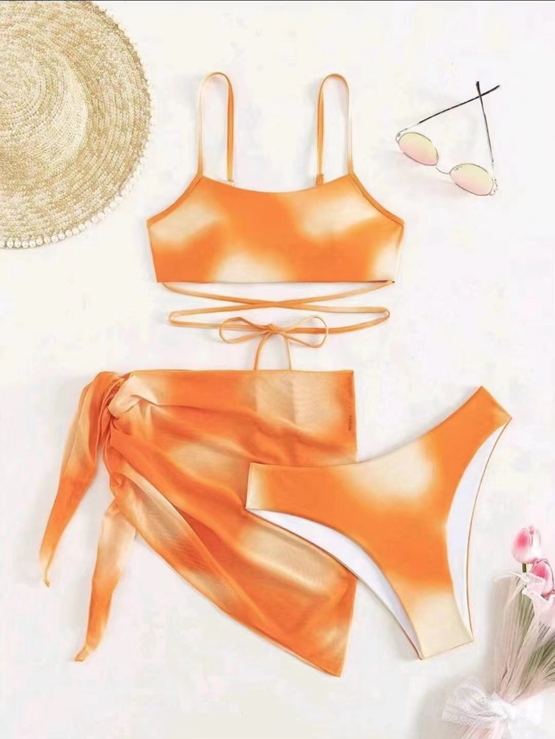 Dame bikini-sæt med innovativt indpakningsskørt og trendy crop-top Stilla