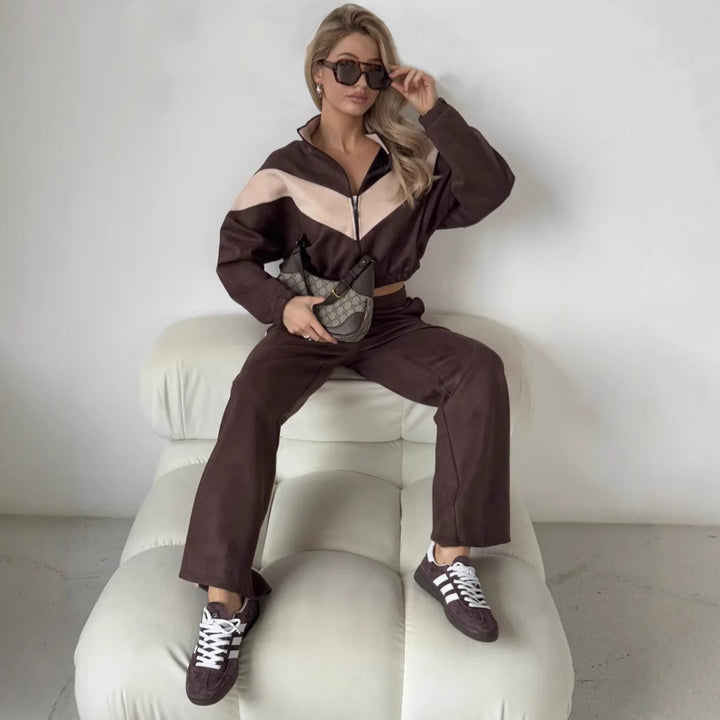 Kvindernes sporty fleece sæt med høj krave lynlås og løs pasform Skovae