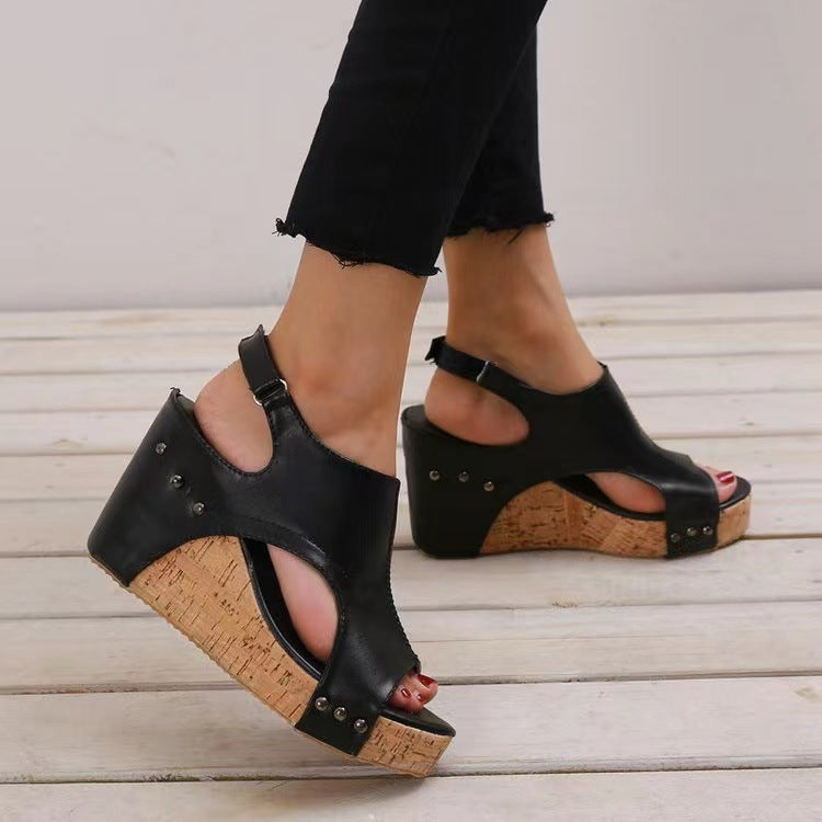 Dames kile-sandaler med moderne remdesign og naturligt korkfodbed Stilla