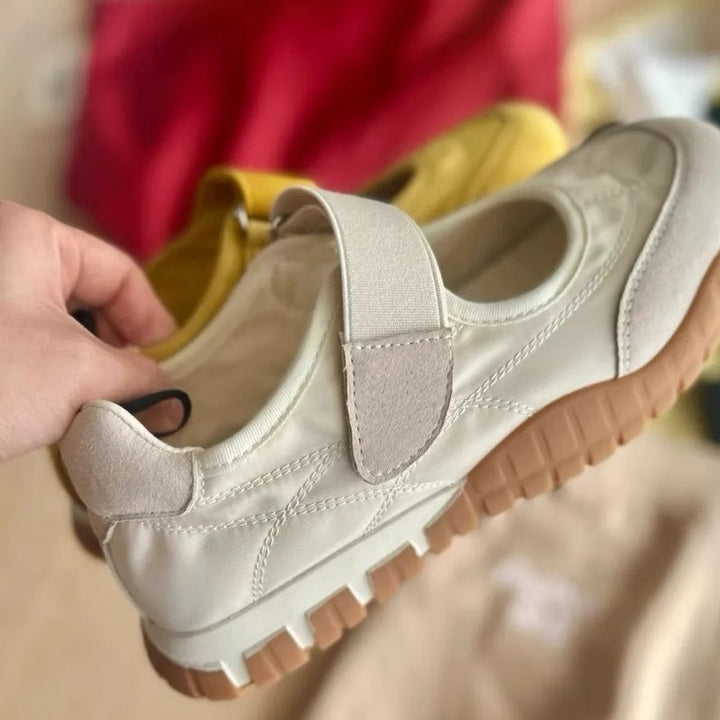 Dame Komfortable Hal shoes med velcro Stilla