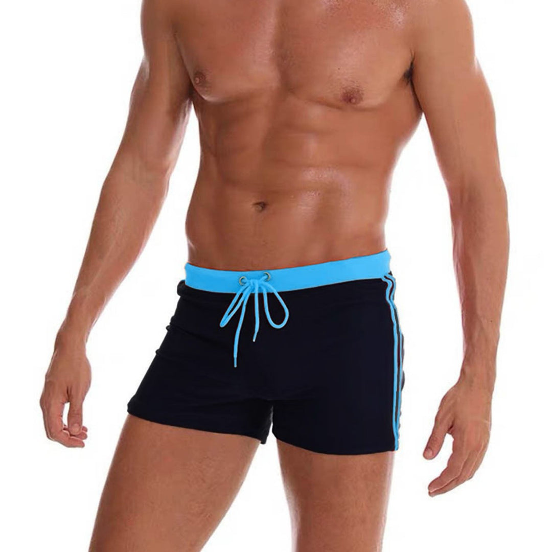Herren Bade-Shorts med livlige kontrastelementer Skovae