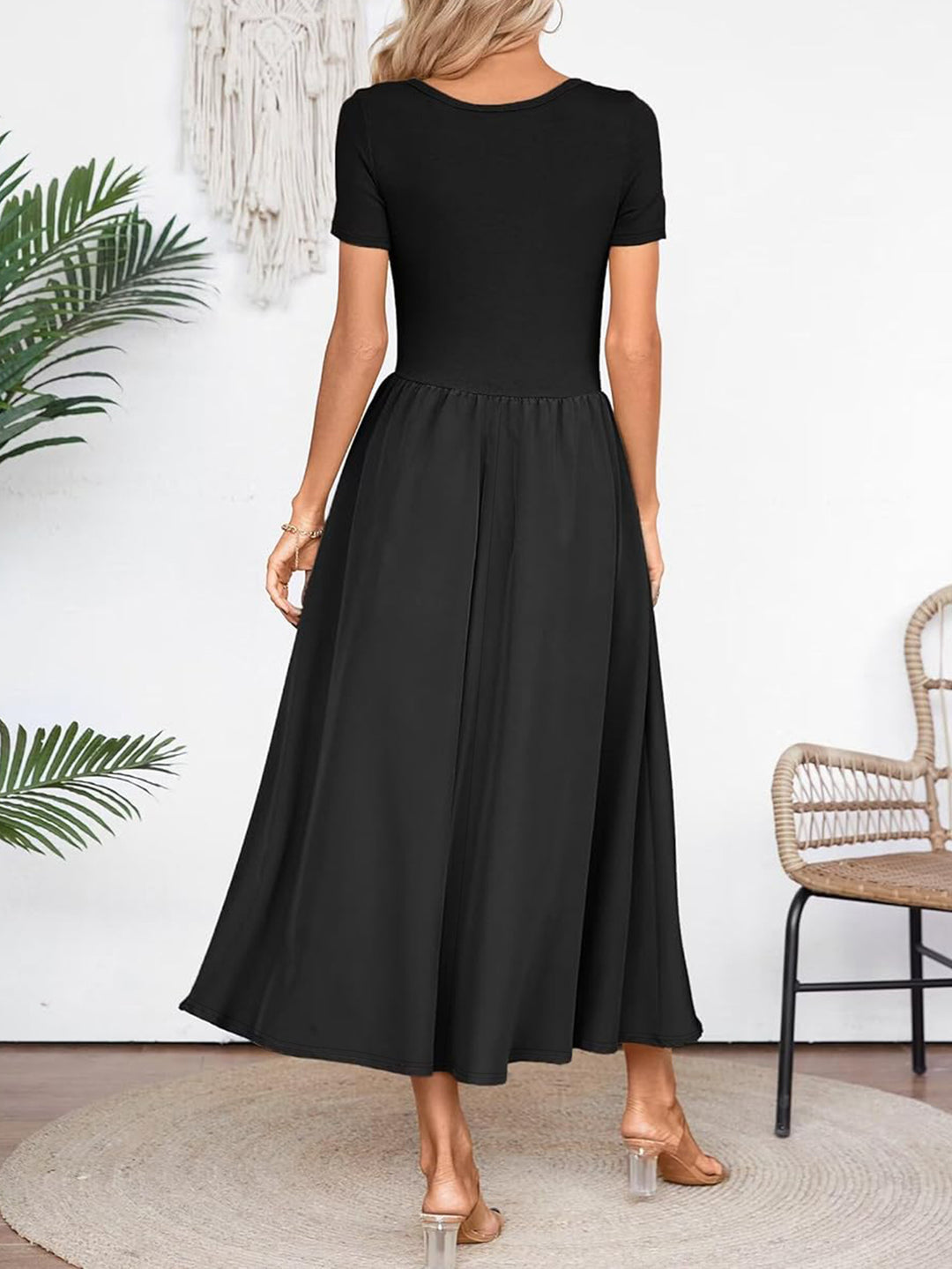 Dame Elegant Maxi-Kjole med innovativt Cut-Out-design og vidde nederdel Stilla