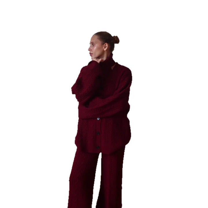 Damernes strikkede loungewear sæt med loose fit og hyggelige detaljer Stilla