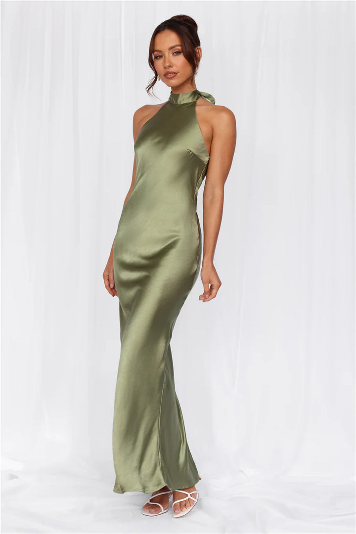 Damer Elegant Satin Maxi Kjole med Høj Krave og Tætsiddende Pasform Skovae