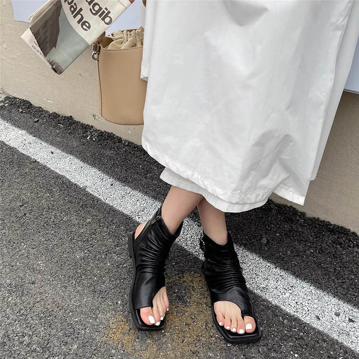 Damer komfort-sandaler med raffineret vikledesign og moderigtig lynlås Stilla