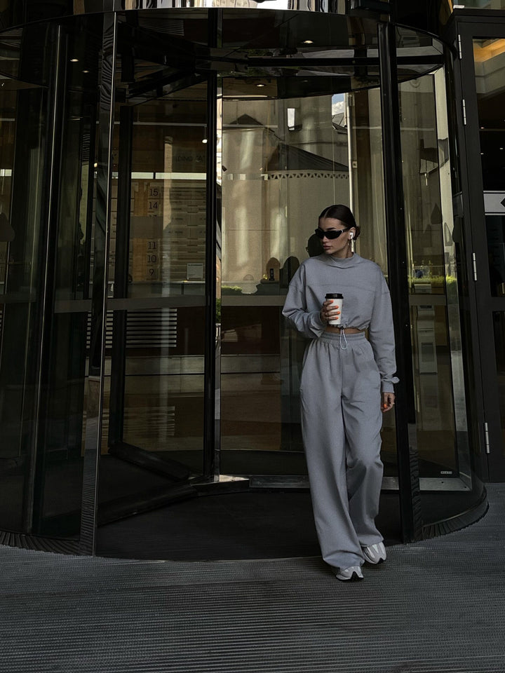 Kvindernes trendy cropped sweatshirts og brede bukser sæt Skovae