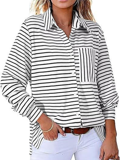 Dame stribet Overshirt med praktisk brystlomme og afslappet snit Stilla
