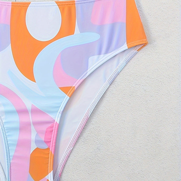 Dame bikini-sæt med moderne grafisk design og brede stropper Skovae