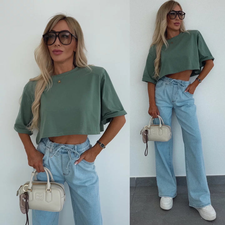 Kvinders casual cropped T-shirt med brede ærmer og materiale af høj kvalitet