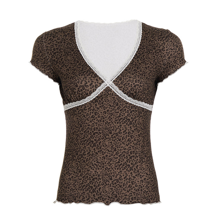 Dame T-Shirt med elegant leopardmønster og fint spidse detaljer Skovae