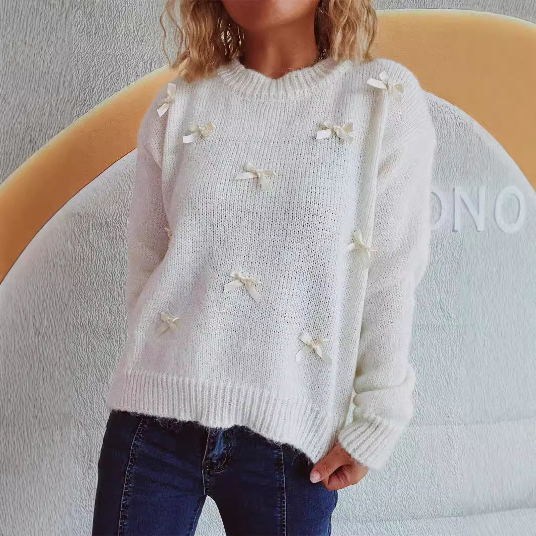Kvindernes strikket sweater med legende sløjfeapplikationer Stilla