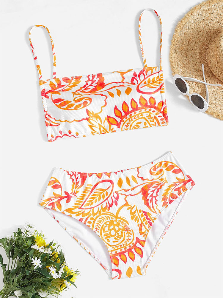 Dame triangel-bikini med glade blomster mønster og elegante ruffles detaljer Skovae