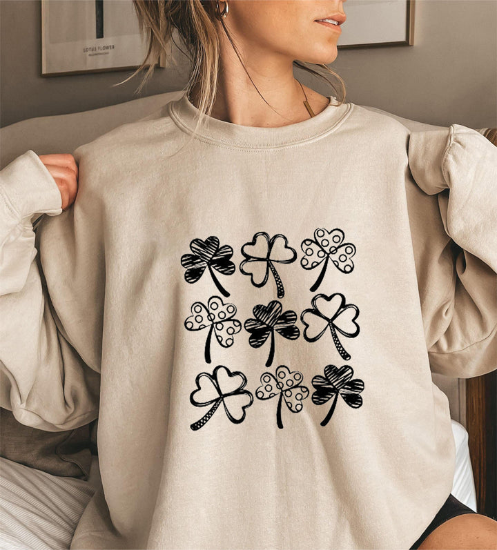 Kvinders sweatshirt med legesygt kløvermotiv Stilla