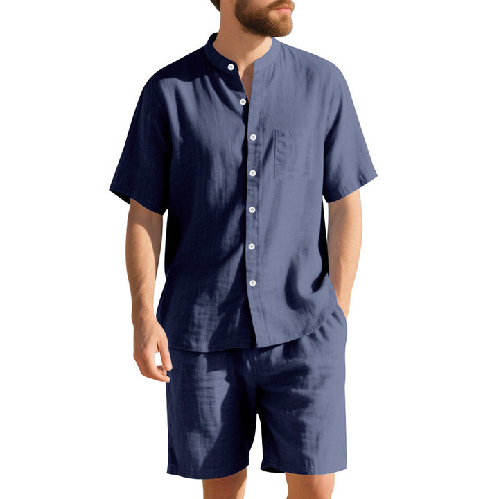 Herren fritidstøj med kortærmet button-down skjorte og elastiske shorts Stilla