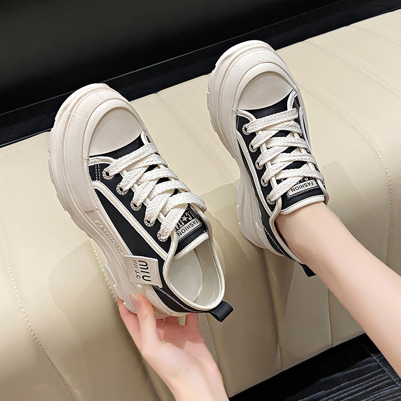 Dame Chunky Sneakers med sporty gummisåle og åndbar overfladestruktur Stilla