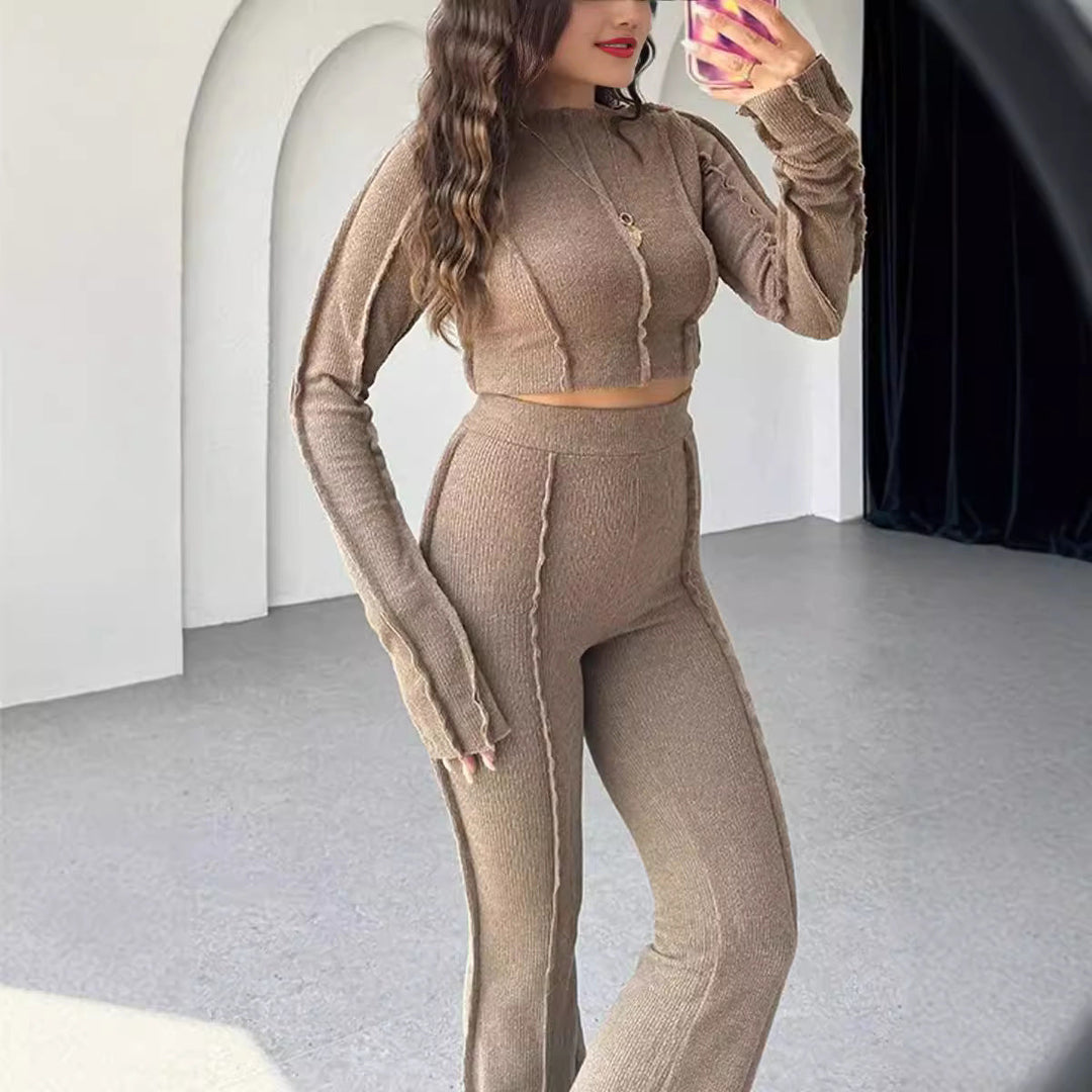 Stilla | Sæt Revet Strik Loungewear Slim Fit Afkortet Pullover og Højtaljede Bukser