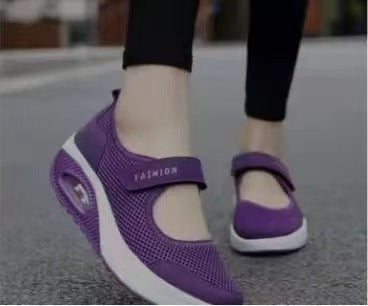 Dame Komfort-sneakers med åndbart mesh-overmateriale og velourblødt indvendigt foer Stilla