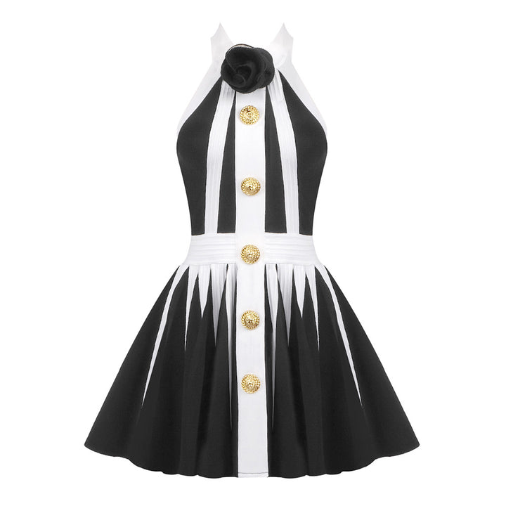 Dame Rockabilly kjole med knapdetaljer og floral dekoration Skovae