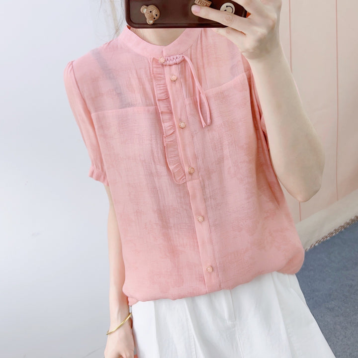Dame chiffonbluse med elegant høj krave og fine ruffle detaljer Stilla