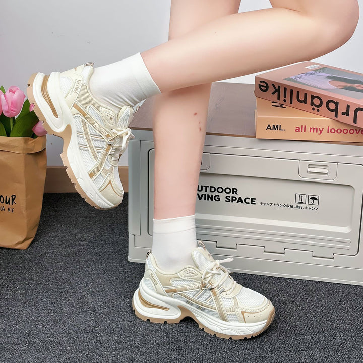 Dame Sneakers med åndbar sokkekonstruktion og støddæmpende sål Stilla
