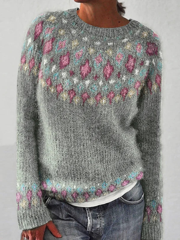 Kvindernes strikkede sweater med levende mønster og behagelig pasform Stilla