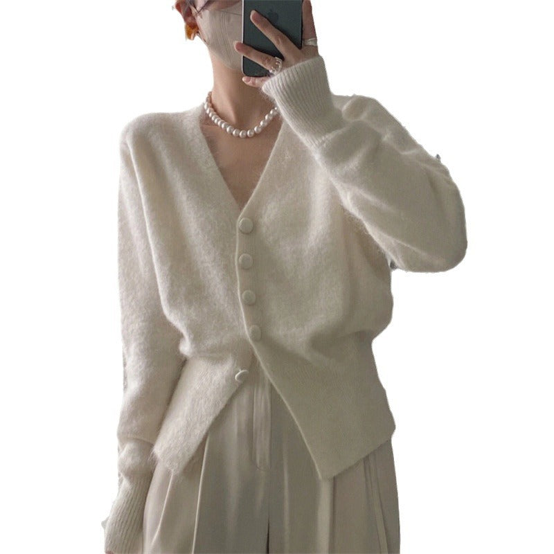 Kvinders mode cardigan med blødt mohair materiale og knaplukning Stilla