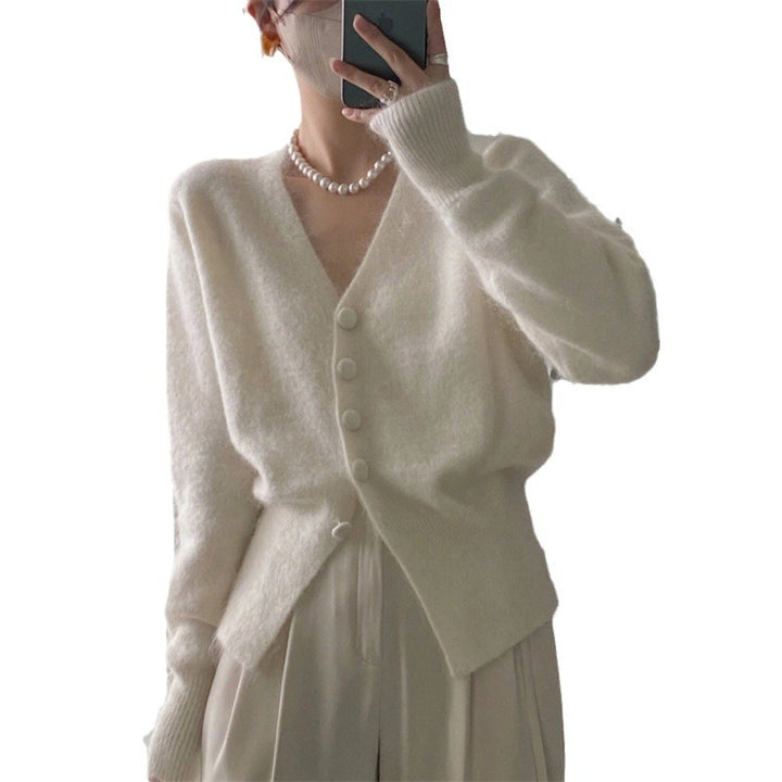 Kvinders mode cardigan med blødt mohair materiale og knaplukning Stilla