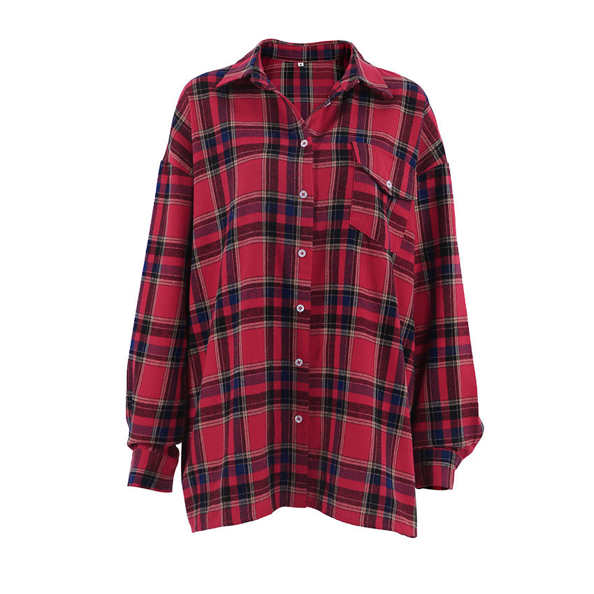 Dame Karo-bluse i afslappet oversized-stil med lange ærmer og knapdetaljer Stilla