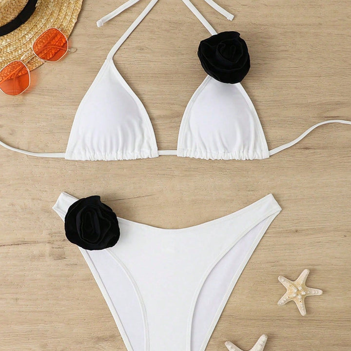 Dame Bikini-sæt med innovativ blomsterapplikation og høj kvalitet design Stilla