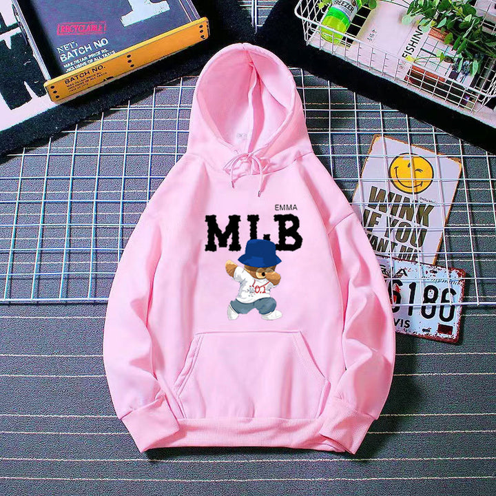 Dame hoodie med kreativt dyre- og skriftdesign Skovae