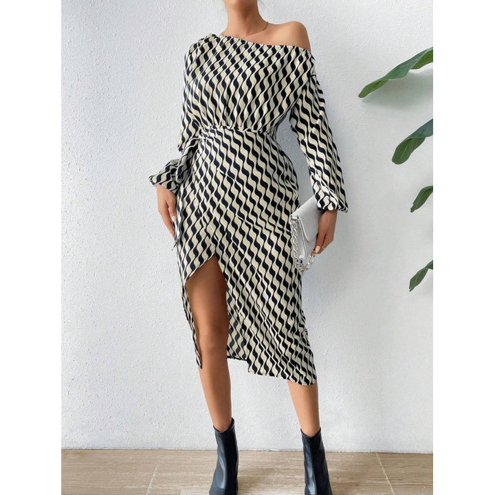 Dame viklekjole med asymmetrisk snit Stilla