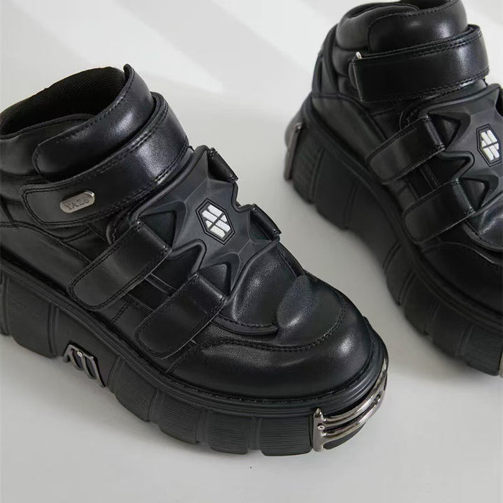 Dame Urban High-Top Sneakers med robust design Stilla