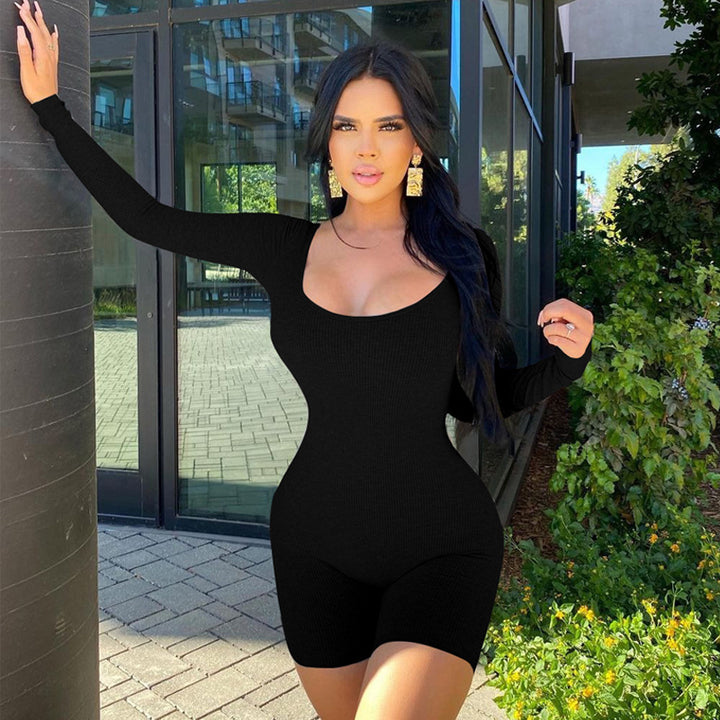 Dame figurtilpasset langærmet jumpsuit i ribmateriale Stilla