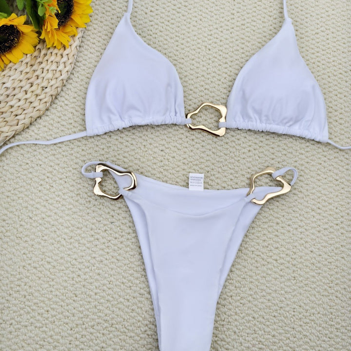 Dame triangel-bikini med glamourøse gyldne accentdetaljer og justerbare stropper Stilla