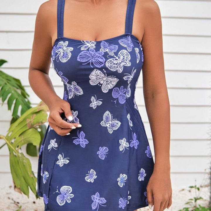 Dame badeshorts med farverigt sommerfugledesign og elegant nederdel Stilla