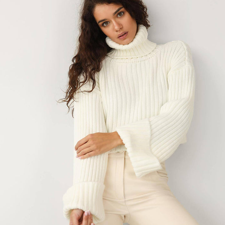 Femme Forkortet Ribstrik Turtleneck Sweater Stilla