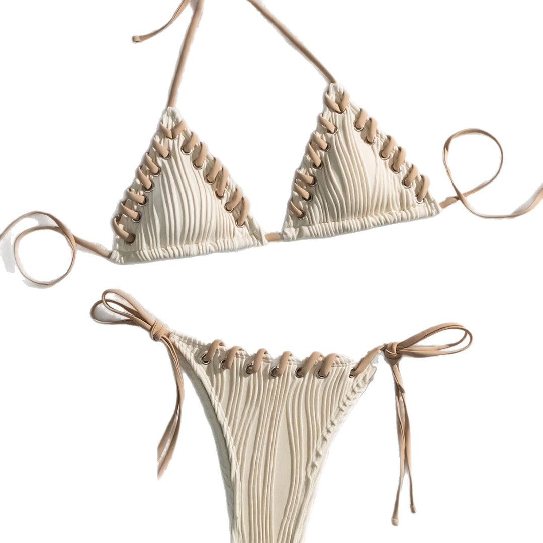 Dame Triangel-Bikini med kontrasterende snøre detaljer Skovae