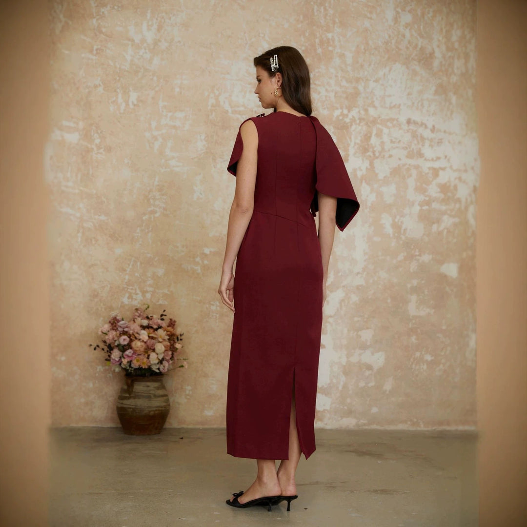 Dame Elegant aften kjole med off-shoulder design og raffinerede draperinger Skovae