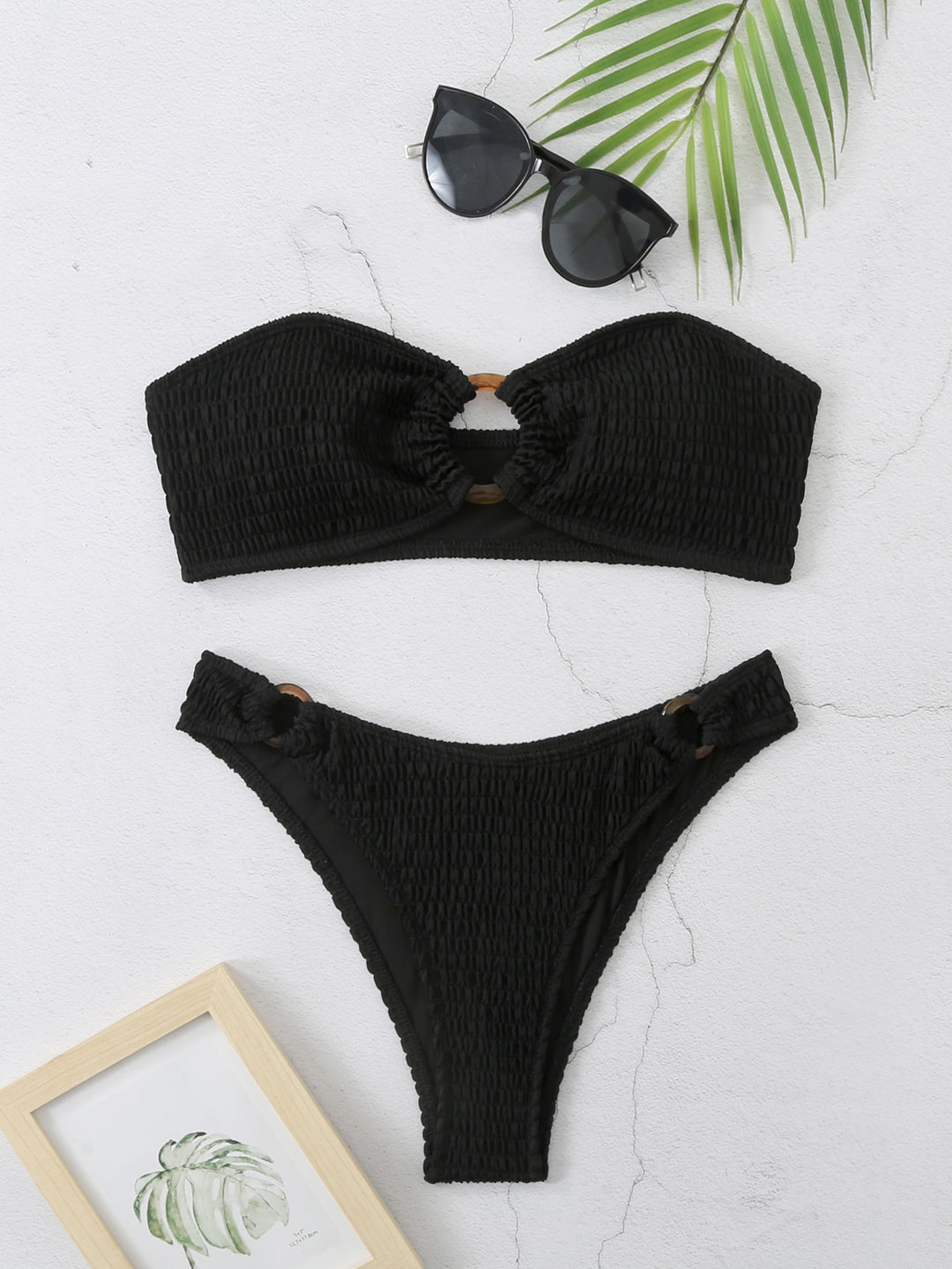 Dame bikini-sæt med struktureret bustier-top og højskårne bunddele Skovae