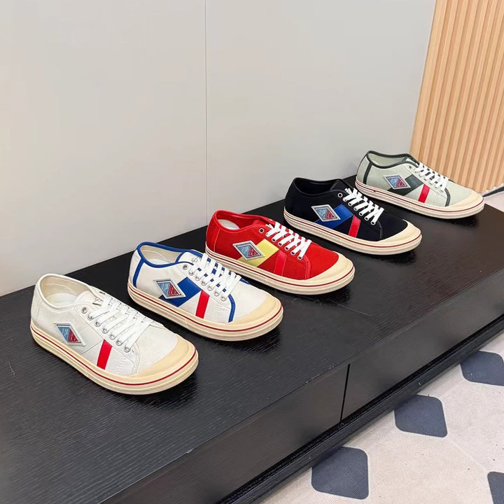 Dame mode sneakers i retro stil Stilla
