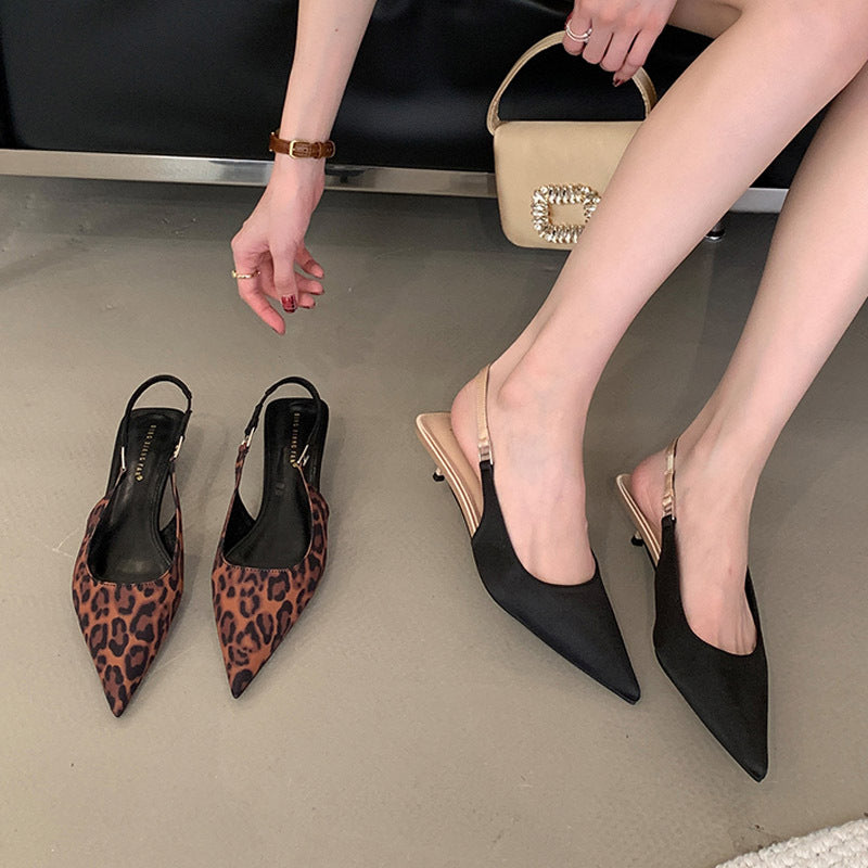 Dame Slingback Pumps med elegant design og spids tå Stilla